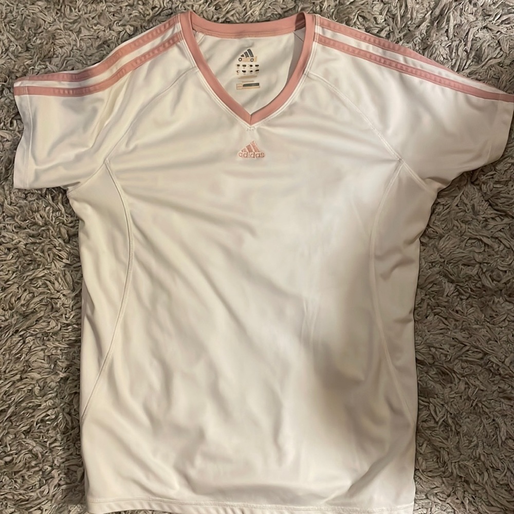 Adidas white/pink Jersey wicking medium